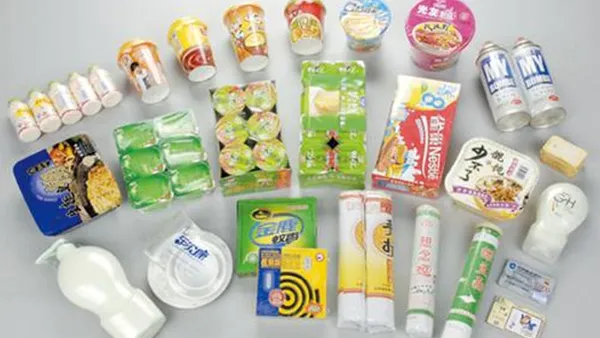 Machines de conditionnement horizontal pour bouteilles de boissons et boîtes cylindriques
