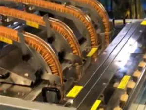 Ligne automatique d’alimentation et d’emballage